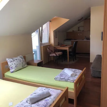 Jovanovic Apartment *